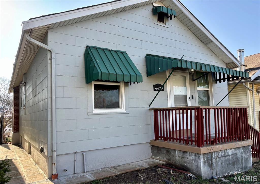 Photo of 4428 Dewey Avenue, St Louis, MO 63116 (MLS # 26013601)