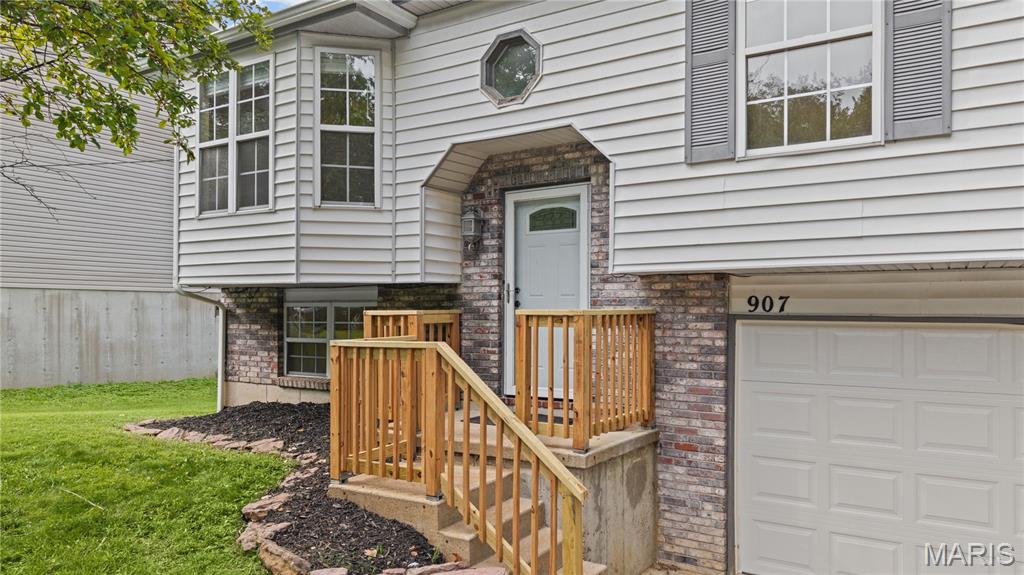 907 Guenzler Drive