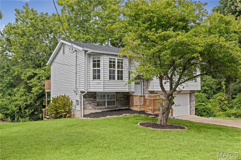 907 Guenzler Drive