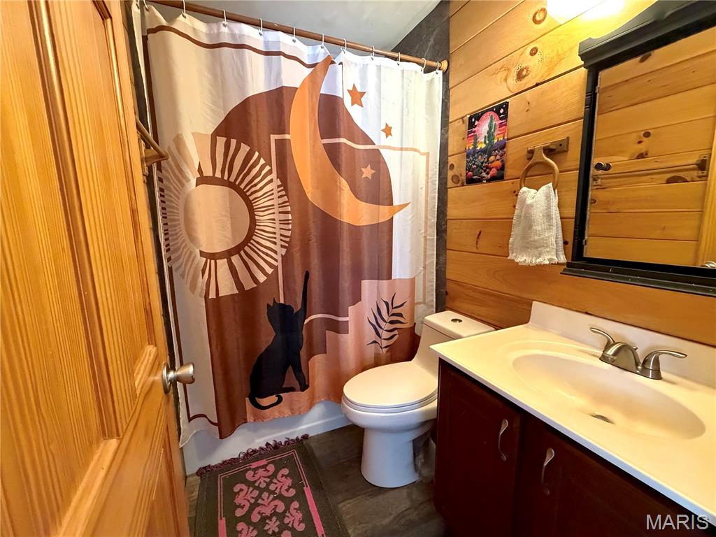 Louis Courtois Tr - Residential Lease