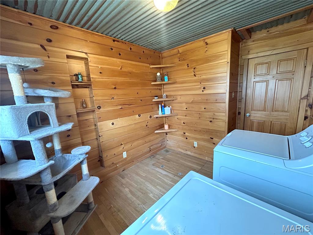 Louis Courtois Tr - Residential Lease