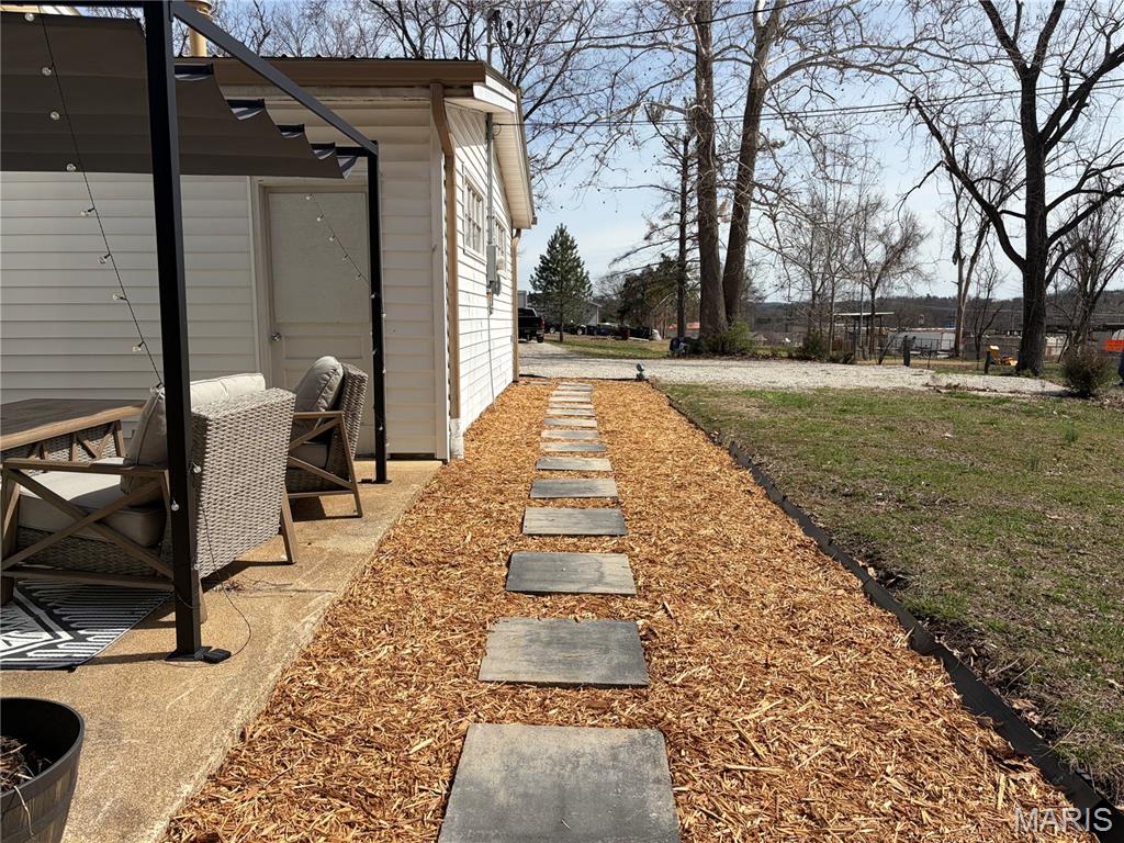 Louis Courtois Tr - Residential Lease