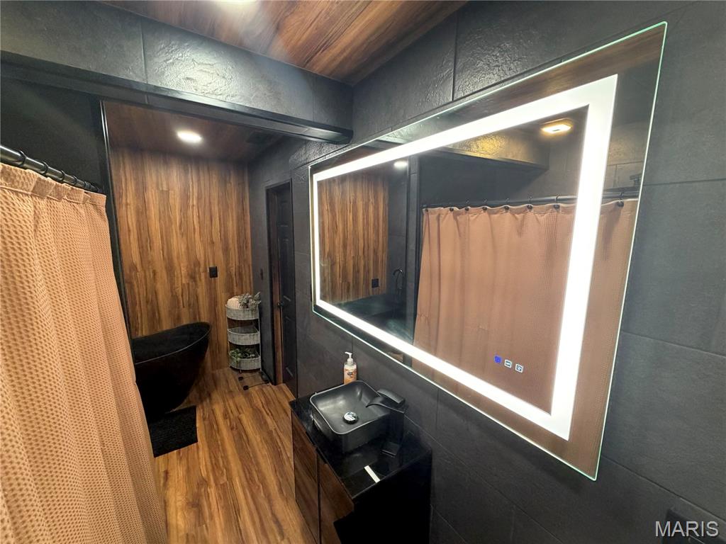 Louis Courtois Tr - Residential Lease