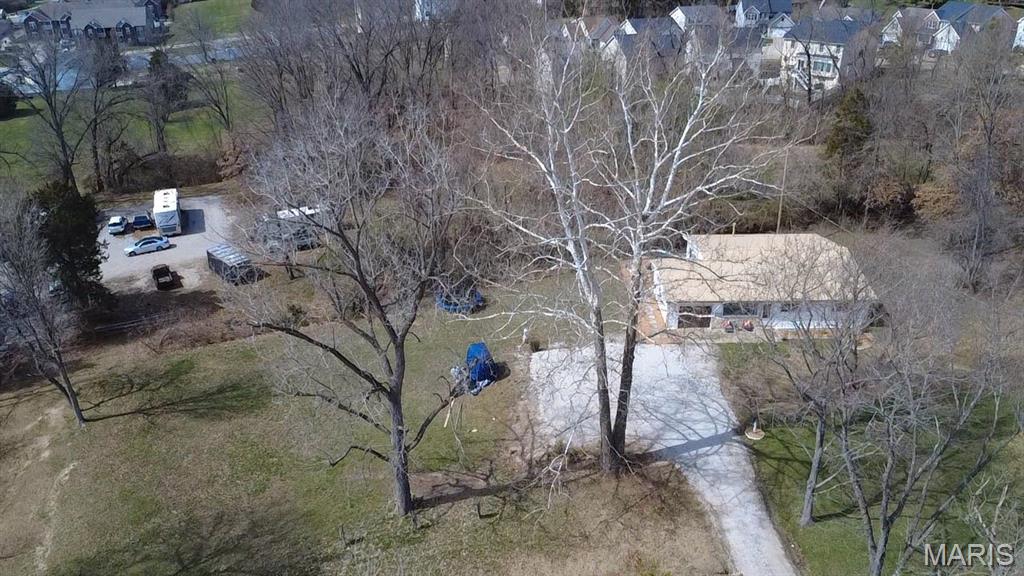 Louis Courtois Tr - Residential Lease