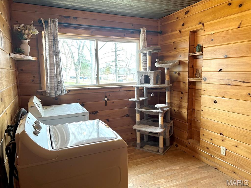 Louis Courtois Tr - Residential Lease