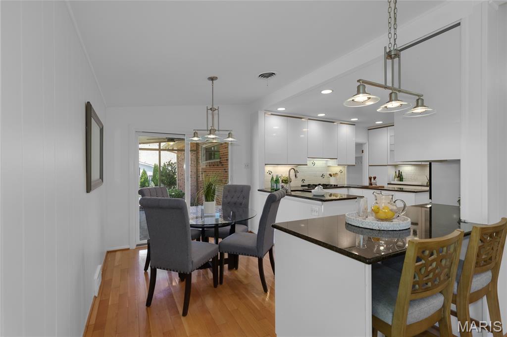 Ladue Estates - Residential