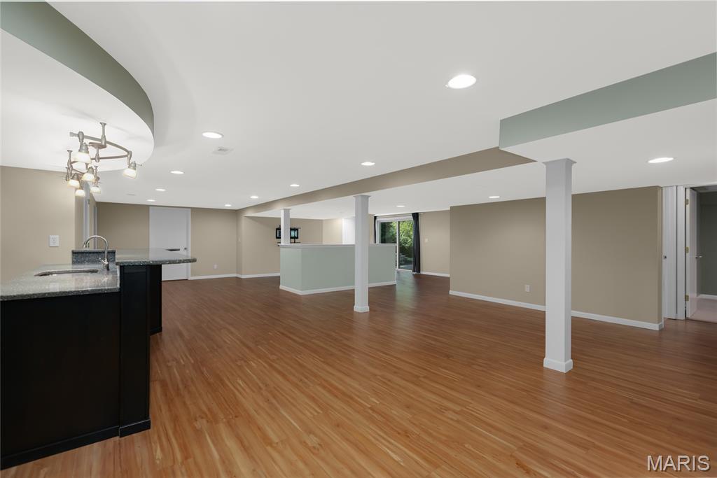 Ladue Estates - Residential