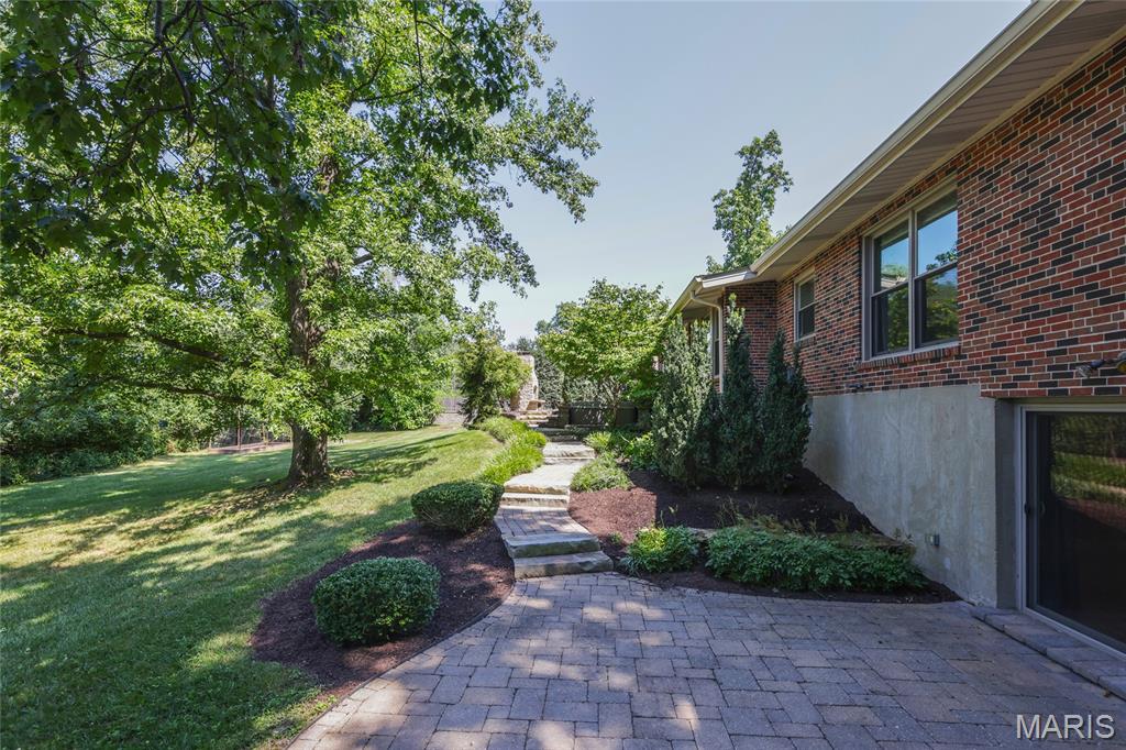 Ladue Estates - Residential