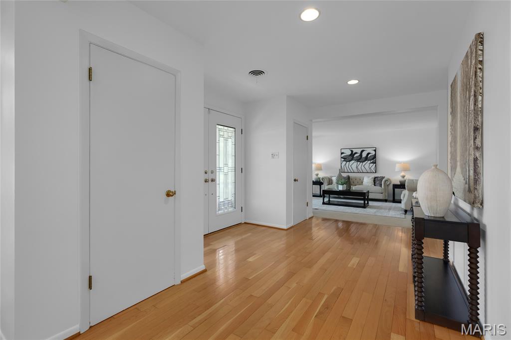 Ladue Estates - Residential