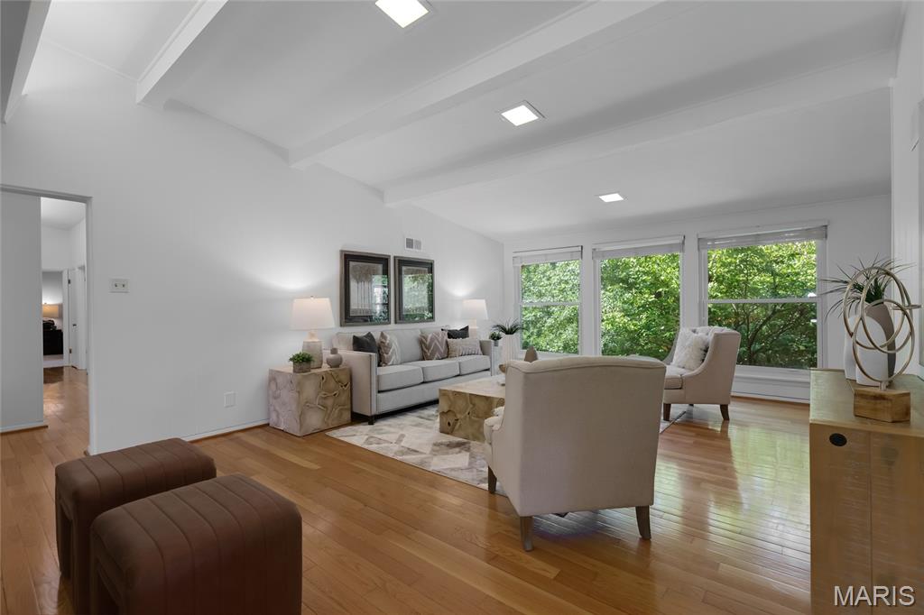 Ladue Estates - Residential