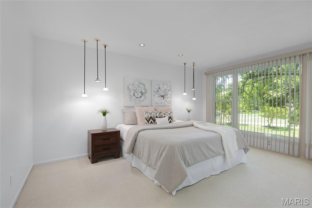 Ladue Estates - Residential