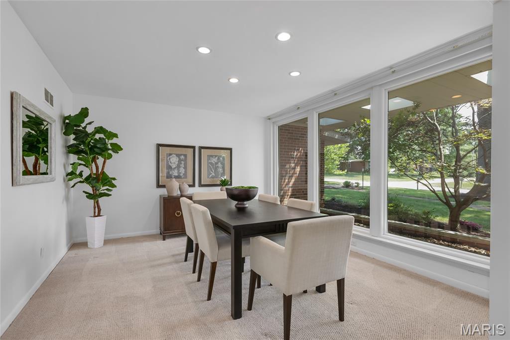 Ladue Estates - Residential