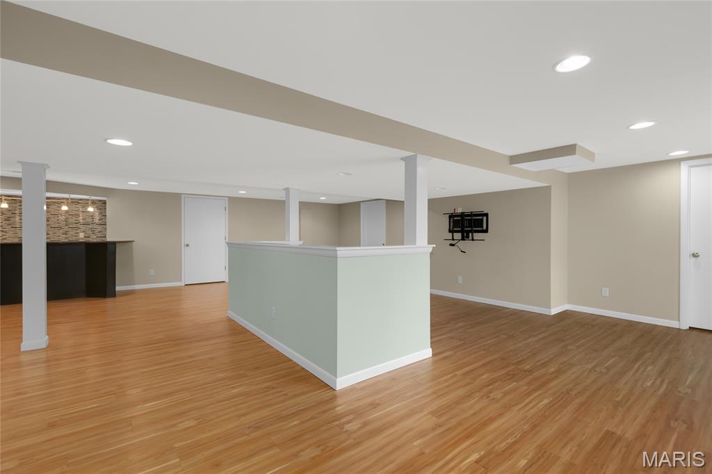 Ladue Estates - Residential