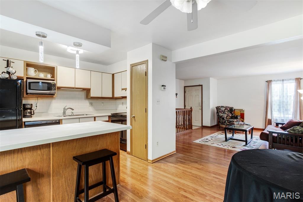 Sunset Park Condo Twenty-First - Residential