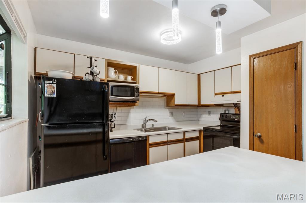 Sunset Park Condo Twenty-First - Residential