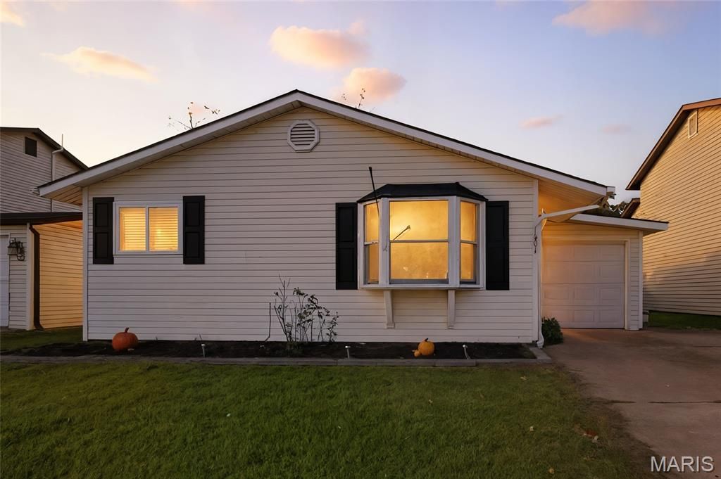 Photo of 7001 Wayles Drive, Barnhart, MO 63012 (MLS # 25073572)