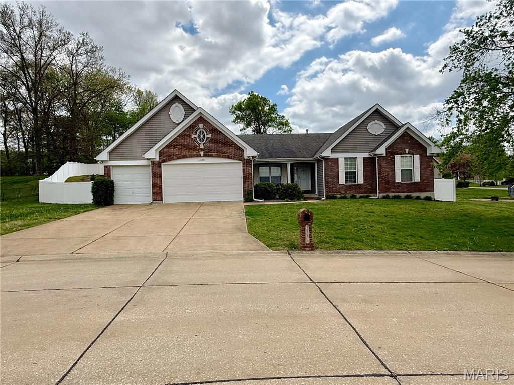 Photo of 1838 Pullman Drive, Festus, MO 63028 (MLS # 26022379)