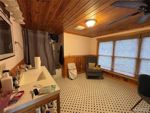 Tiny photo for 515 R And B Drive, Hermann, MO 65041 (MLS # 26036292)