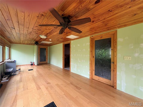 Tiny photo for 515 R And B Drive, Hermann, MO 65041 (MLS # 26036292)