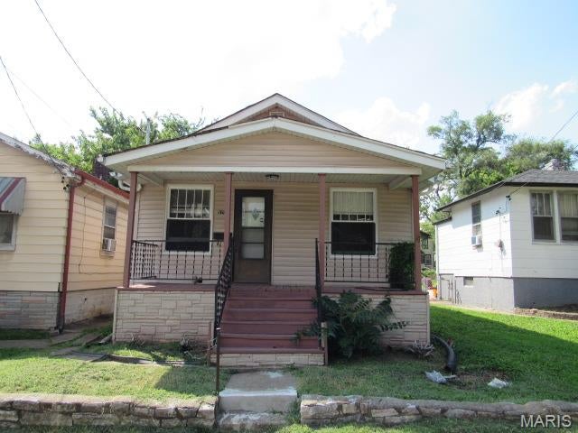 Photo of 5251 Hodiamont Avenue, St Louis, MO 63136 (MLS # 26055092)