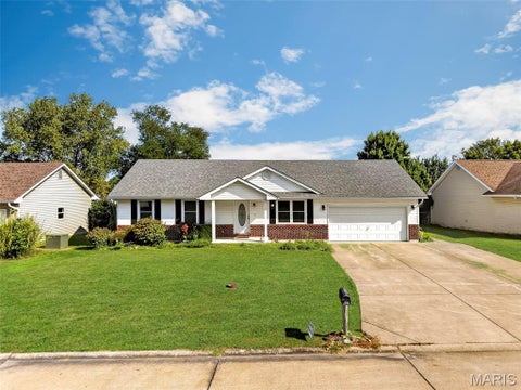 Tiny photo for 1009 Southway Drive, Bowling Green, MO 63334 (MLS # 26057434)