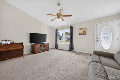 Tiny photo for 1009 Southway Drive, Bowling Green, MO 63334 (MLS # 26057434)