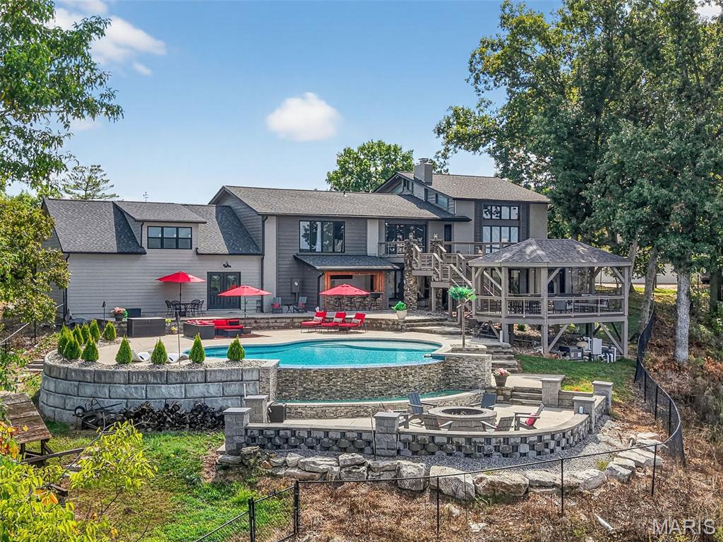 Crystal Tree Corners - Residential