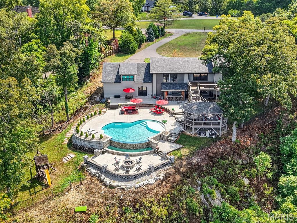 Crystal Tree Corners - Residential