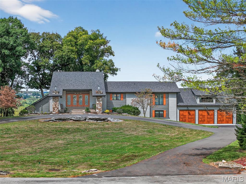 Crystal Tree Corners - Residential