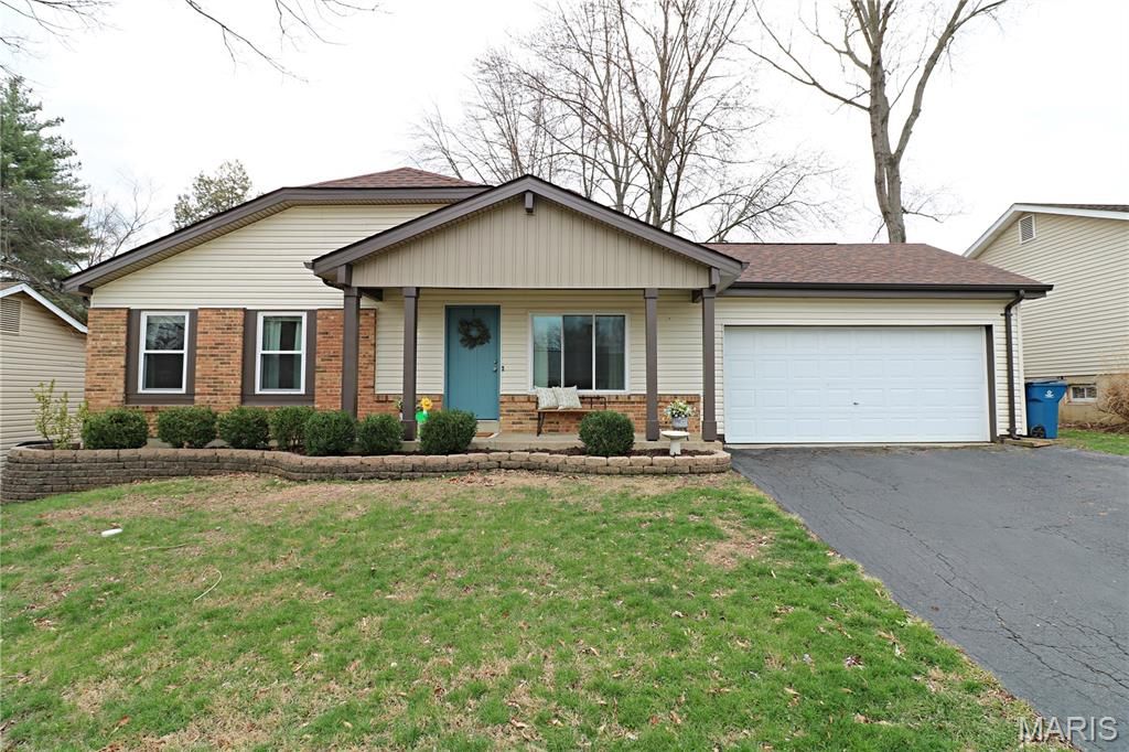 Photo of 410 Woodland Hill Court, Manchester, MO 63021 (MLS # 26016114)