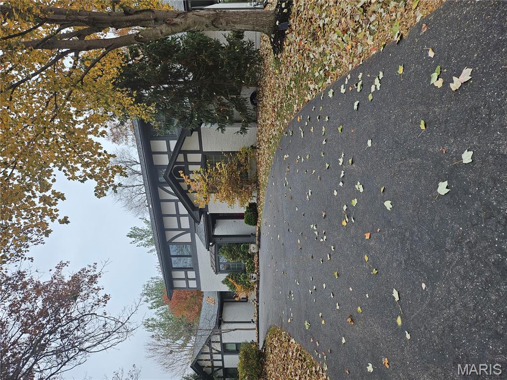 102 Camfield Square Drive