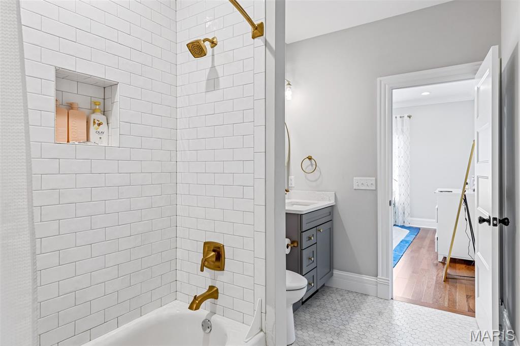 Woodbine Heights Add Lt 28 Bdy Adj - Residential