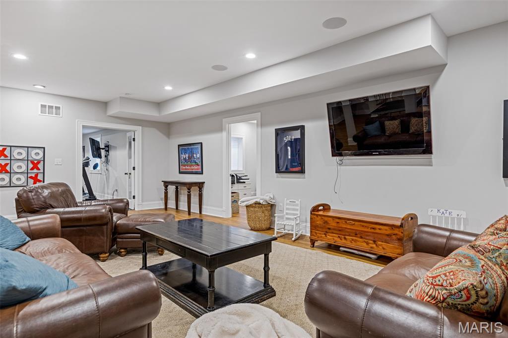 Woodbine Heights Add Lt 28 Bdy Adj - Residential