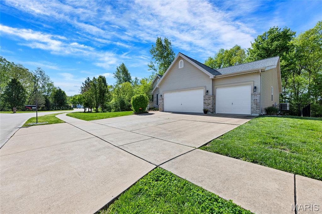 1708 Westlake Court
