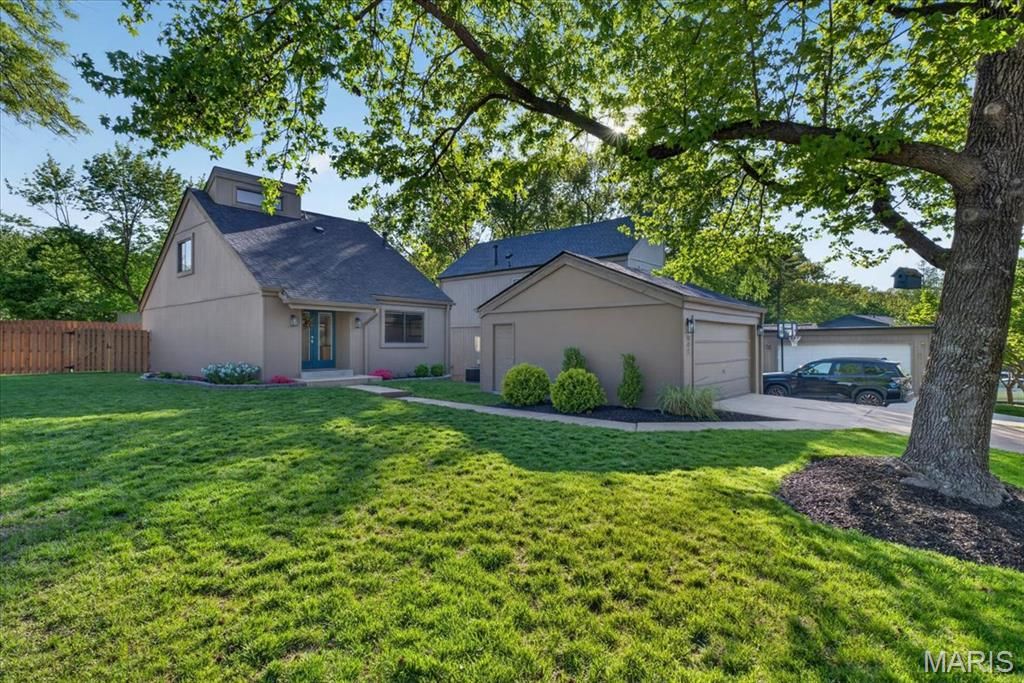 Photo of 941 Woodside Village Lane, Manchester, MO 63021 (MLS # 26024112)