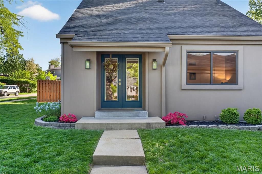 Photo of 941 Woodside Village Lane, Manchester, MO 63021 (MLS # 26024112)