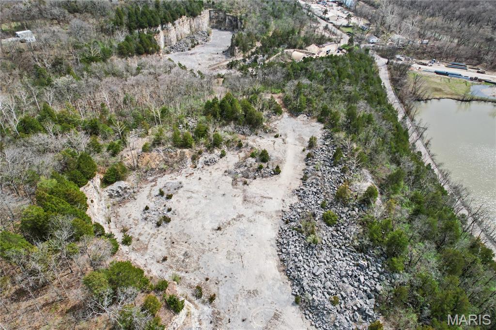 000 Herky Horine Road