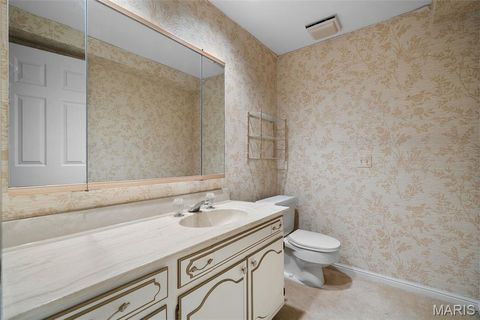 Tiny photo for 330 Morristown Court, Chesterfield, MO 63017 (MLS # 26012496)