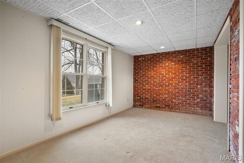 Tiny photo for 330 Morristown Court, Chesterfield, MO 63017 (MLS # 26012496)