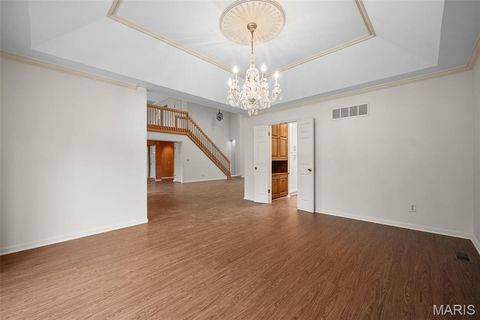 Tiny photo for 330 Morristown Court, Chesterfield, MO 63017 (MLS # 26012496)