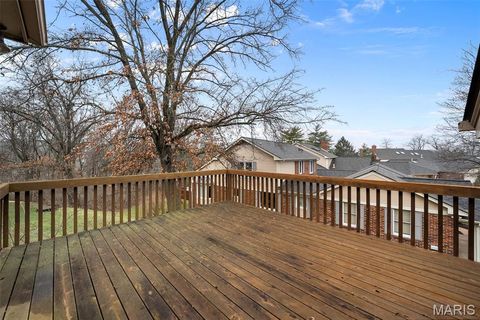 Tiny photo for 330 Morristown Court, Chesterfield, MO 63017 (MLS # 26012496)