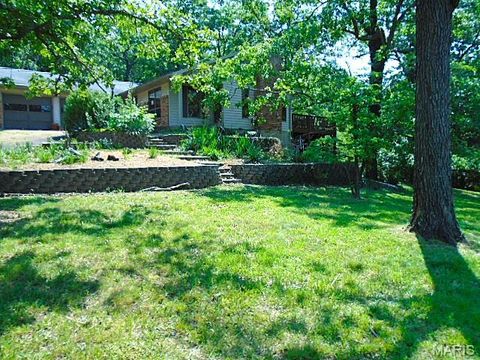 Photo of 1614 Brittany Drive, Bonne Terre, MO 63628 (MLS # 26046953)