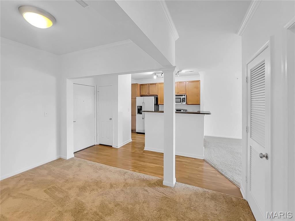 Hanley Station Condo First - Residential