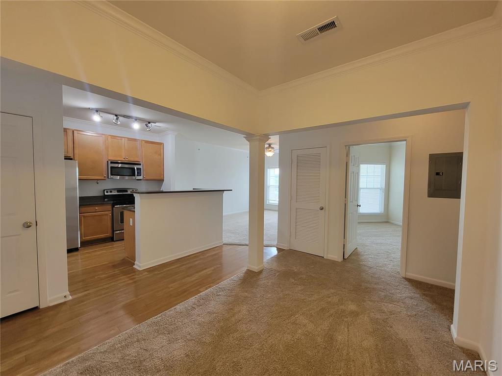 Hanley Station Condo First - Residential