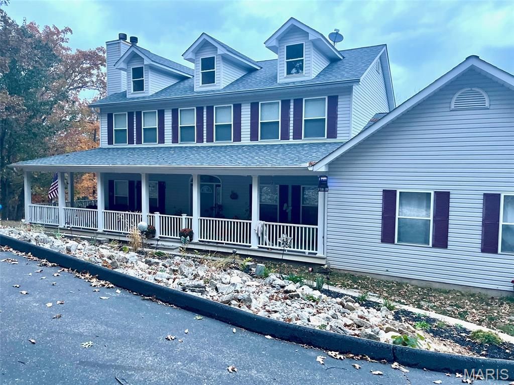 Photo of 10534 Eagles Nest Drive, Hillsboro, MO 63050 (MLS # 25073405)