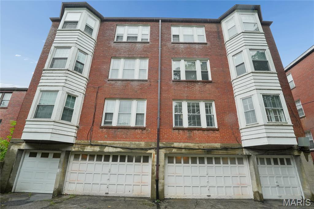 Oxford Place Condo - Residential