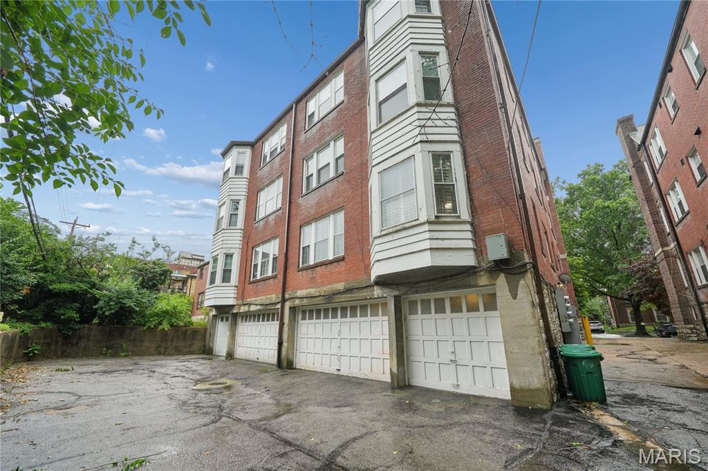 Oxford Place Condo - Residential