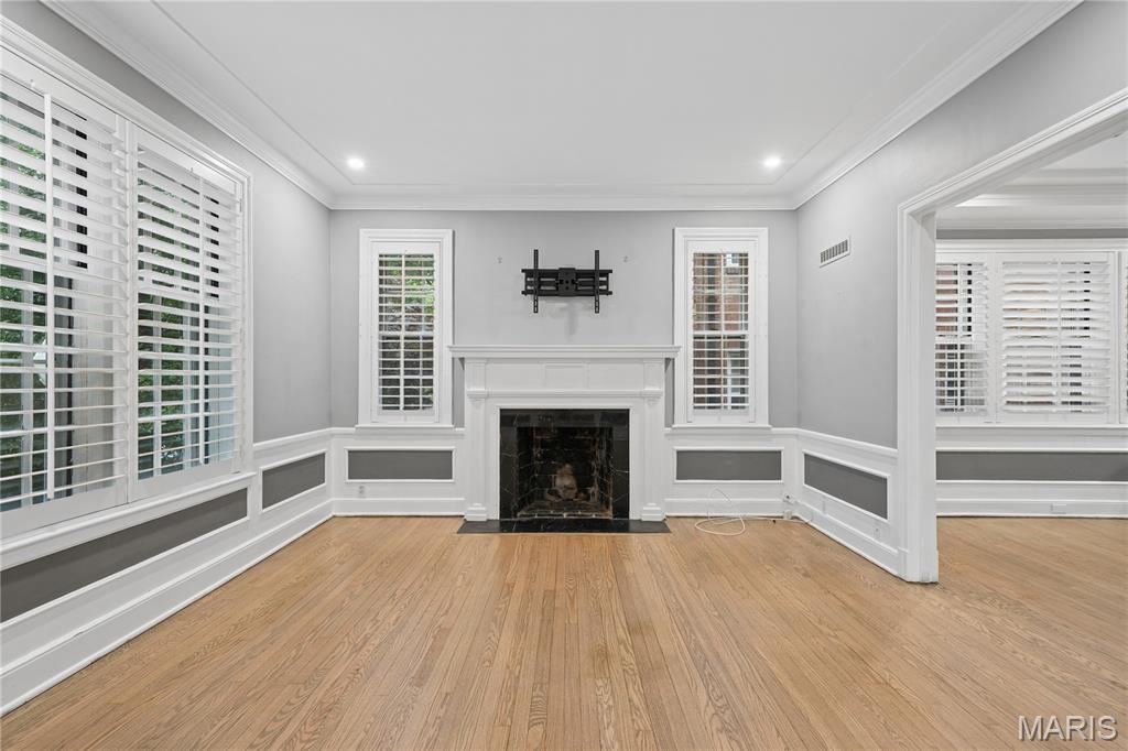 Oxford Place Condo - Residential