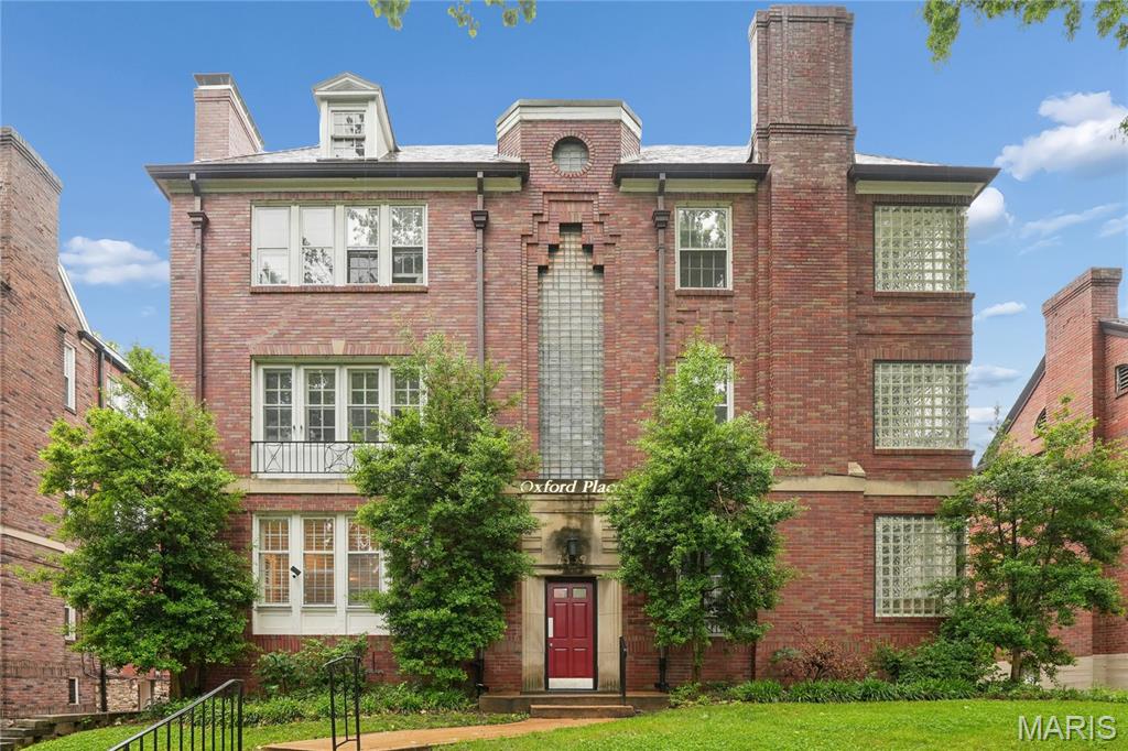 Oxford Place Condo - Residential