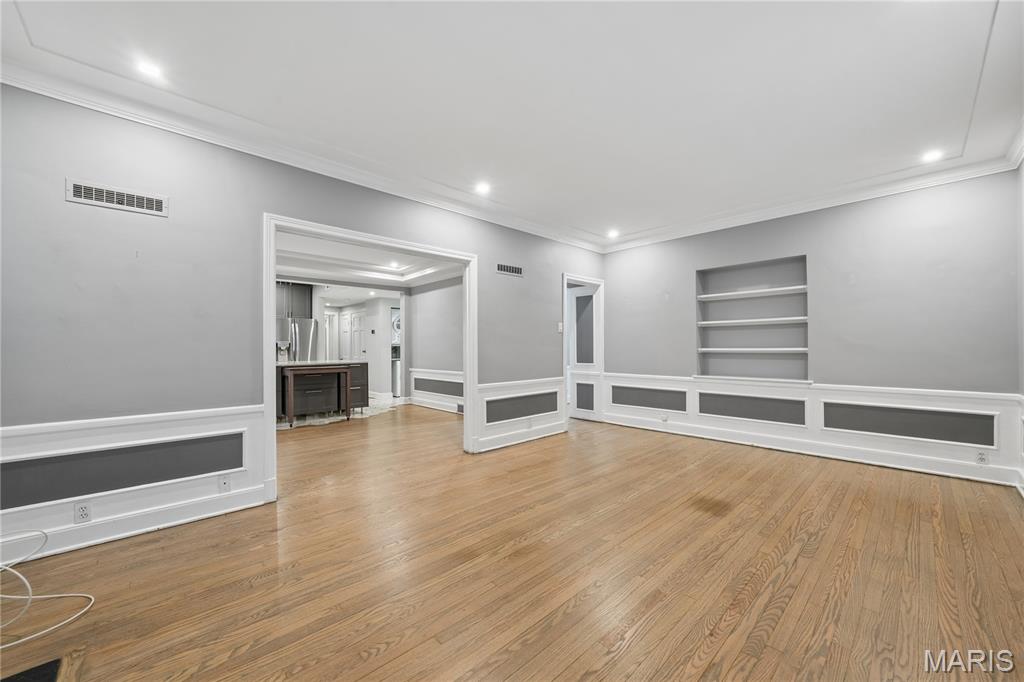Oxford Place Condo - Residential